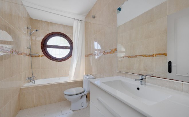 Herverkoop - Bungalow -
Torrevieja - Costa Blanca