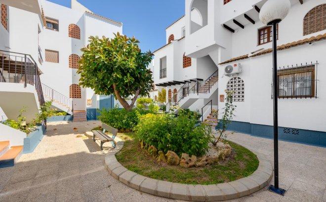 Herverkoop - Bungalow -
Torrevieja - Costa Blanca