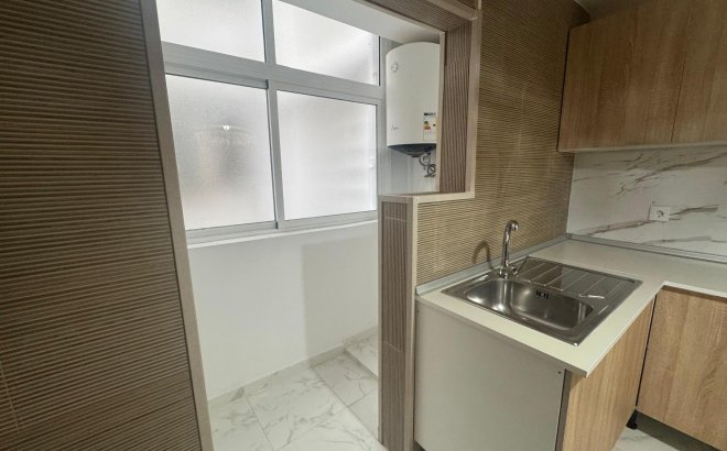 Revente - Appartement -
Torrevieja - Costa Blanca