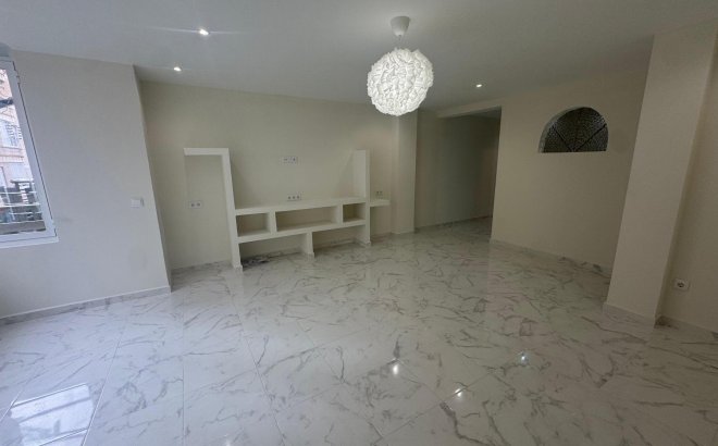 Revente - Appartement -
Torrevieja - Costa Blanca