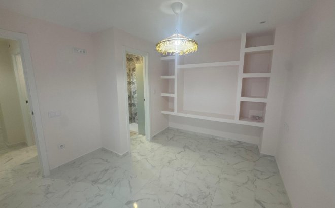 Revente - Appartement -
Torrevieja - Costa Blanca