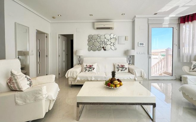 Revente - Villa -
San Miguel de Salinas - Inland