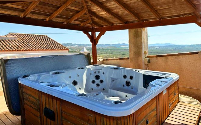 Revente - Villa -
San Miguel de Salinas - Inland