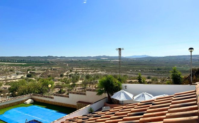 Revente - Villa -
San Miguel de Salinas - Inland
