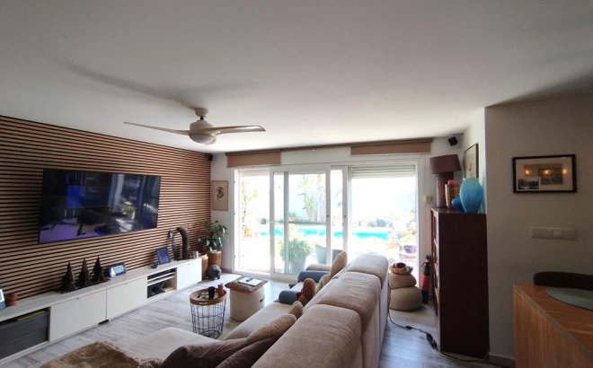 Revente - Villa -
Torrevieja - Torreta Florida