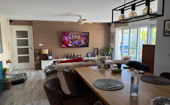 Revente - Villa -
Torrevieja - Torreta Florida