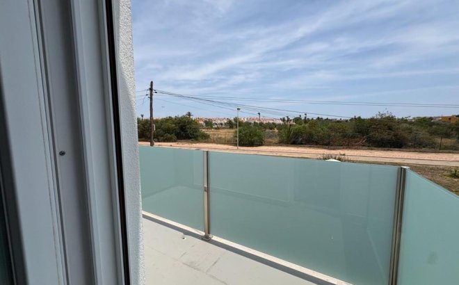 Revente - Villa -
Torrevieja - Torreta Florida