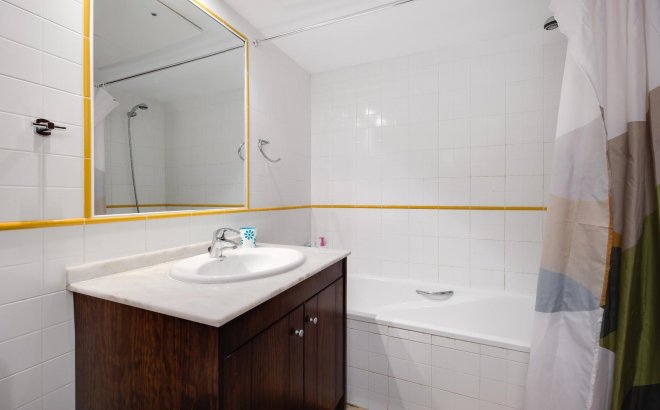 Revente - Appartement -
Torrevieja - Punta Prima