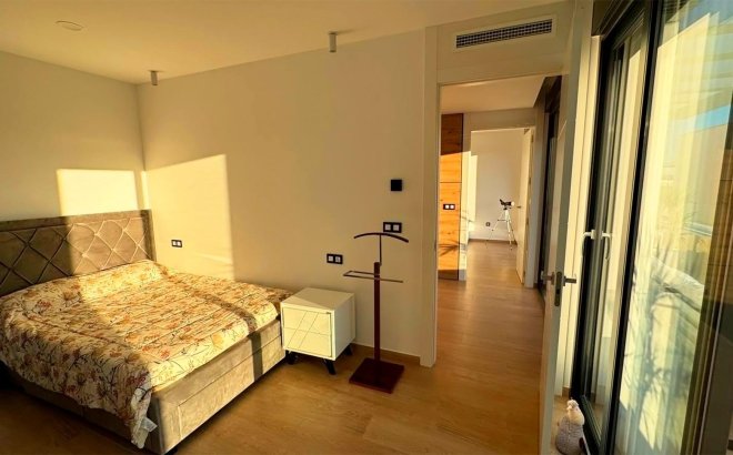 Resale - Villa -
Rojales - Ciudad Quesada