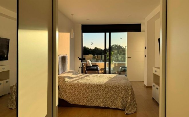 Resale - Villa -
Rojales - Ciudad Quesada