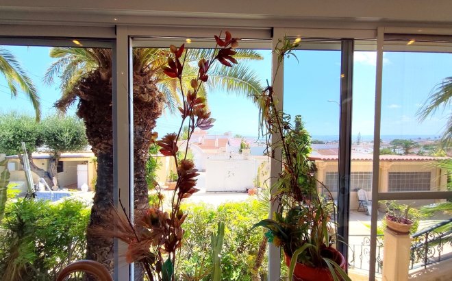 Resale - Villa -
Ciudad Quesada - Costa Blanca