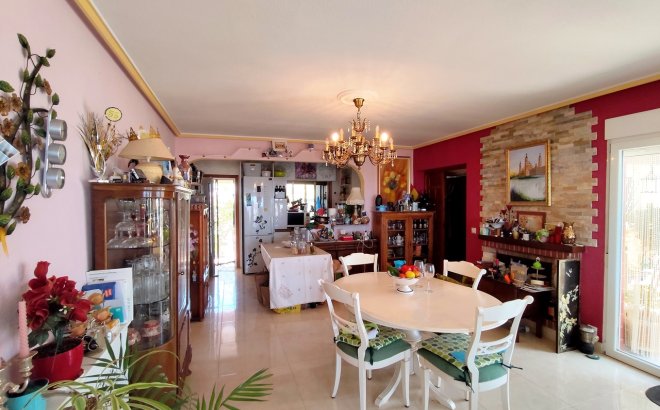 Resale - Villa -
Ciudad Quesada - Costa Blanca