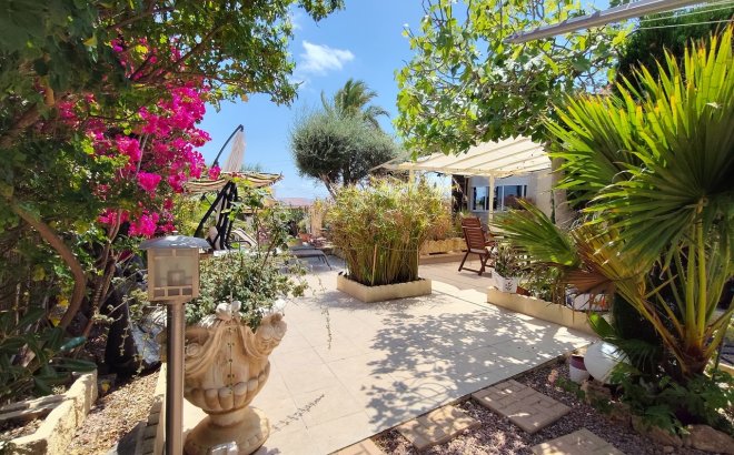 Resale - Villa -
Ciudad Quesada - Costa Blanca