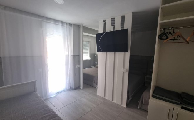 Revente - Appartement -
Torrevieja - Centro