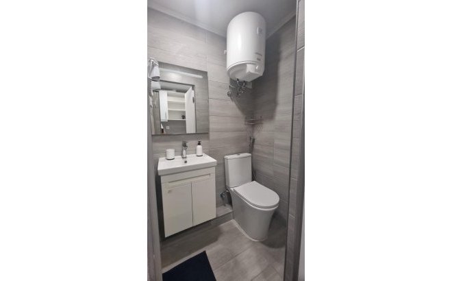 Revente - Appartement -
Torrevieja - Centro