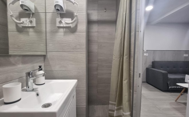 Revente - Appartement -
Torrevieja - Centro