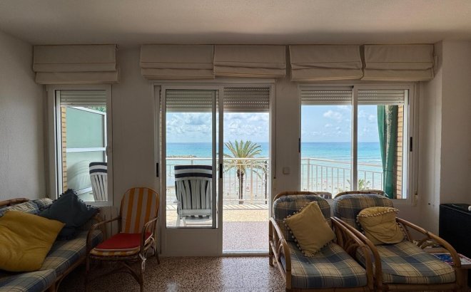Resale - Apartment -
Torrevieja - Playa del Cura