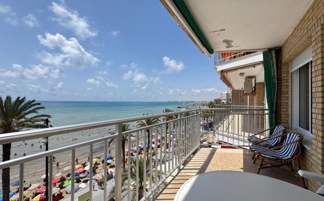 Resale - Apartment -
Torrevieja - Playa del Cura