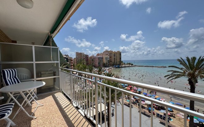 Resale - Apartment -
Torrevieja - Playa del Cura