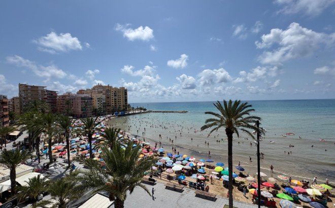 Resale - Apartment -
Torrevieja - Playa del Cura