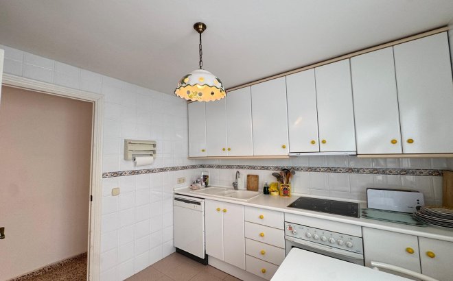 Resale - Apartment -
Torrevieja - Playa del Cura