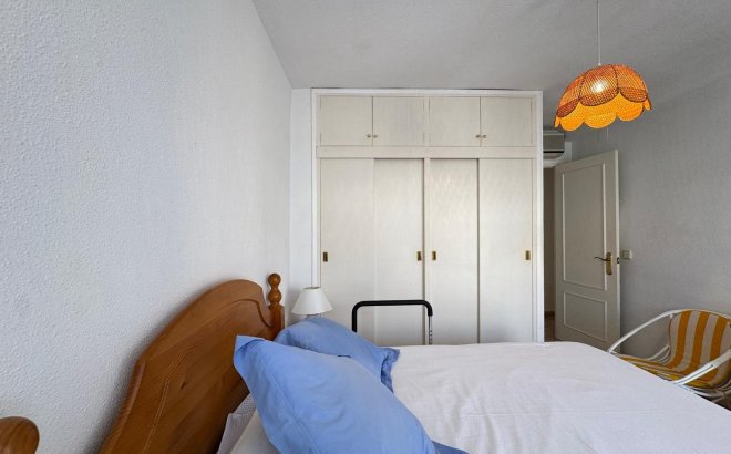 Resale - Apartment -
Torrevieja - Playa del Cura