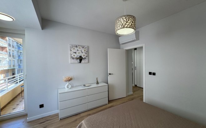 Revente - Appartement -
Torrevieja - Playa del Cura