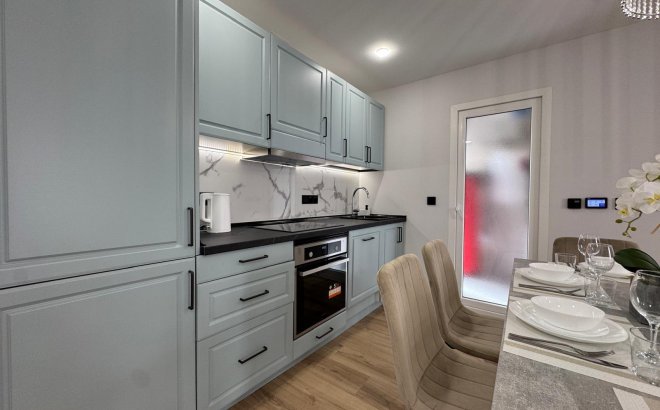Revente - Appartement -
Torrevieja - Playa del Cura