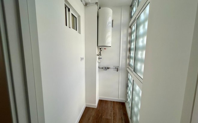 Resale - Apartment -
Torrevieja - Acequion