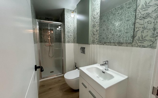 Resale - Apartment -
Torrevieja - Acequion