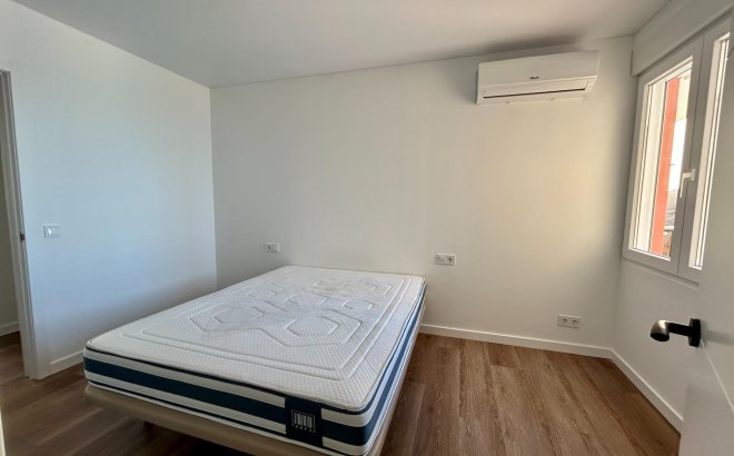 Resale - Apartment -
Torrevieja - Acequion