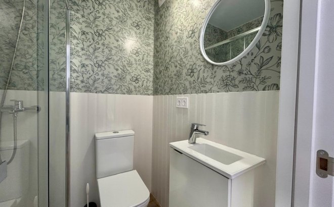 Resale - Apartment -
Torrevieja - Acequion