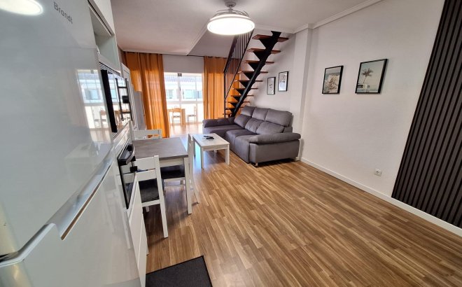 Herverkoop - Appartement -
Torrevieja - Centro