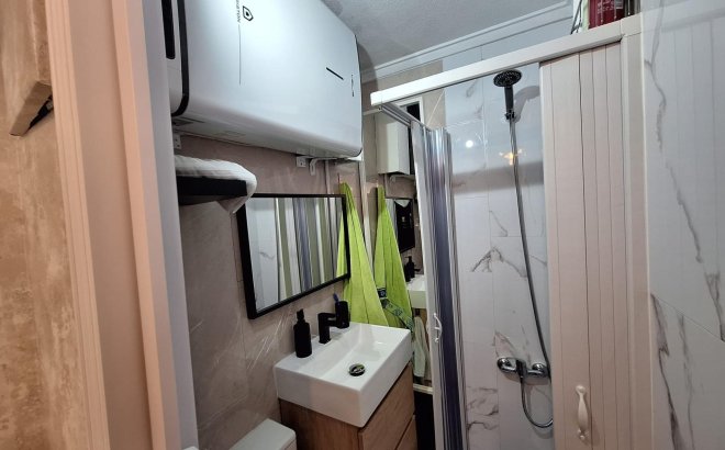 Herverkoop - Appartement -
Torrevieja - Centro