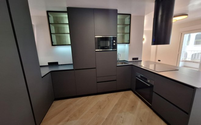 Resale - Apartment -
Torrevieja - Playa de los Locos