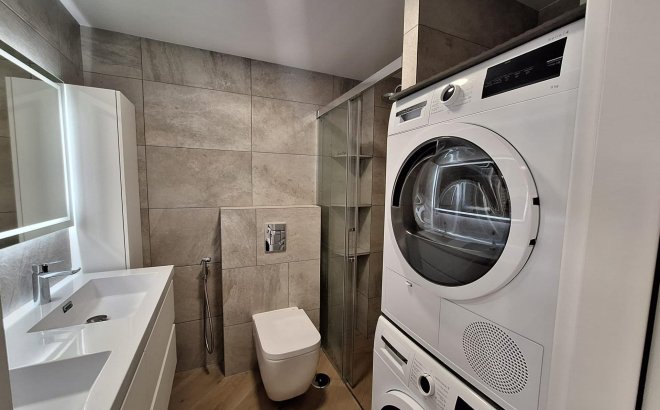 Resale - Apartment -
Torrevieja - Playa de los Locos