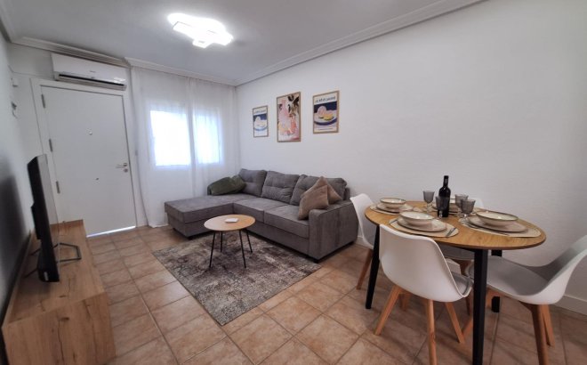 Revente - Bungalow -
Torrevieja - Sector 25