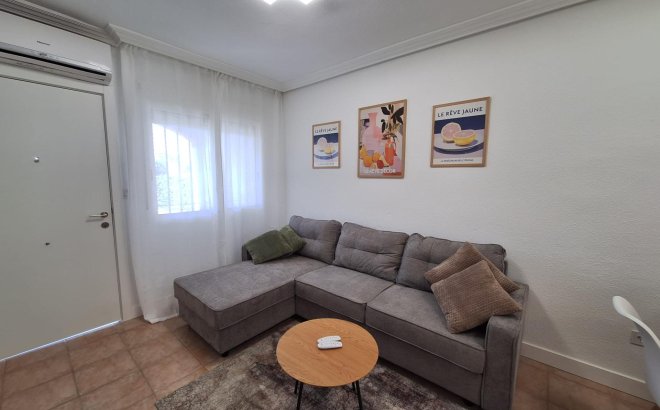 Revente - Bungalow -
Torrevieja - Sector 25