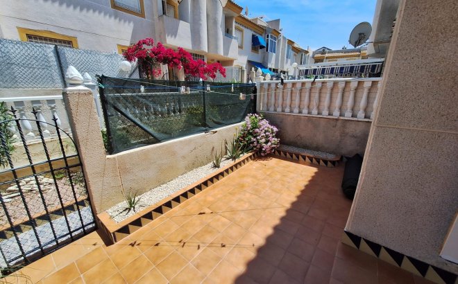 Revente - Bungalow -
Torrevieja - Sector 25
