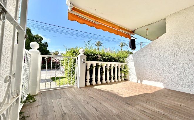 Herverkoop - Appartement -
Villamartin - Costa Blanca