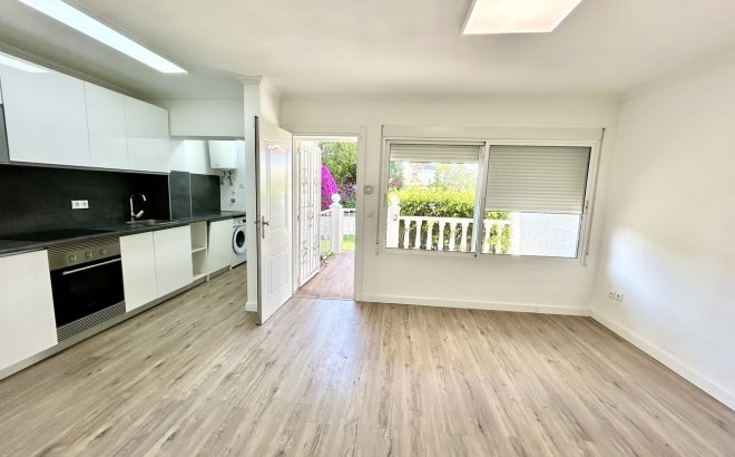 Herverkoop - Appartement -
Villamartin - Costa Blanca