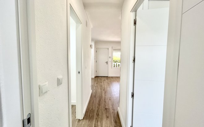 Herverkoop - Appartement -
Villamartin - Costa Blanca