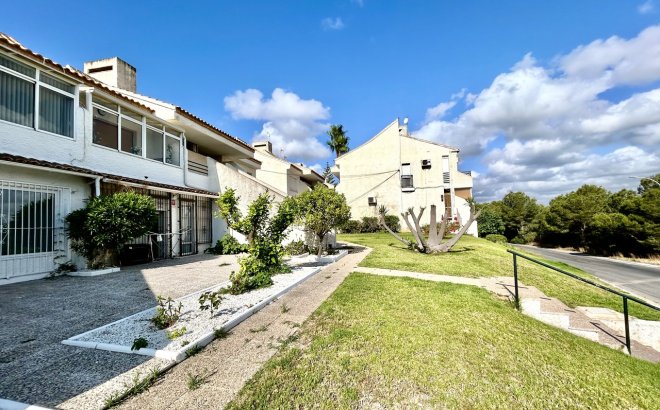 Herverkoop - Appartement -
Villamartin - Costa Blanca
