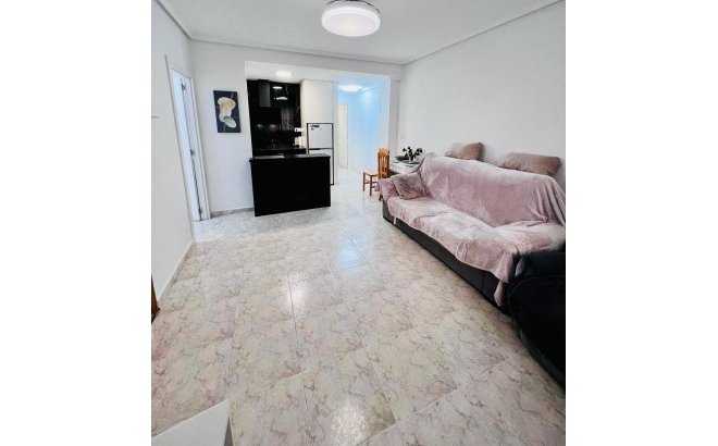 Revente - Appartement -
Torrevieja - Estacion De Autobuses
