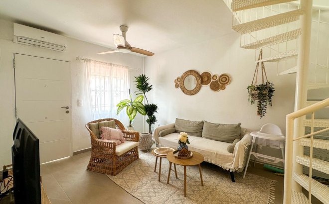 Herverkoop - Appartement -
Orihuela Costa - Costa Blanca