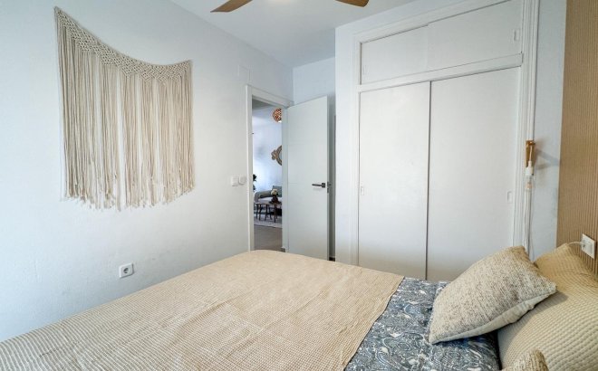Herverkoop - Appartement -
Orihuela Costa - Costa Blanca