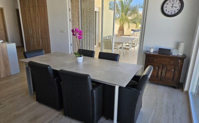 Revente - Villa -
Torrevieja - La Siesta - El Salado - Torreta