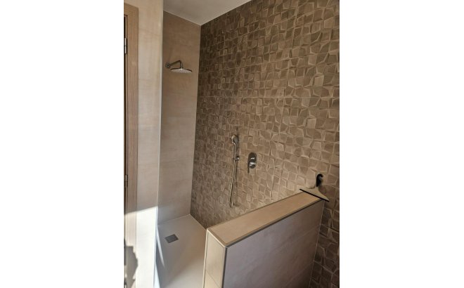 Revente - Villa -
Torrevieja - La Siesta - El Salado - Torreta
