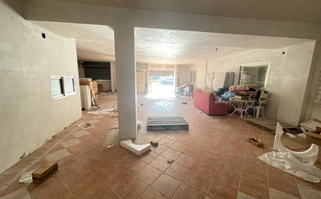 Herverkoop - Villa -
Torrevieja - La Siesta - El Salado - Torreta
