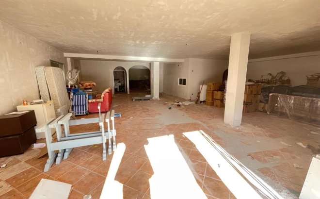 Herverkoop - Villa -
Torrevieja - La Siesta - El Salado - Torreta